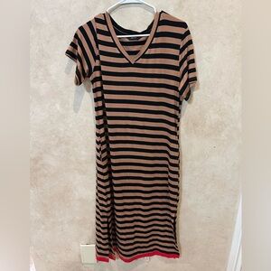 Maxi t shirt Striped Black and Brown Dress medium